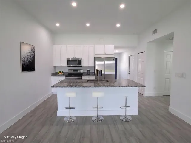 2907 SW Santa Barbara  PL, Cape Coral, FL 33914