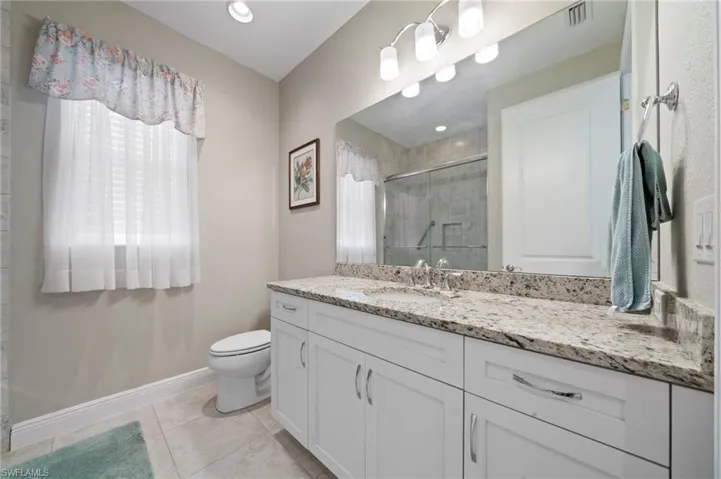 2nd Bathroom