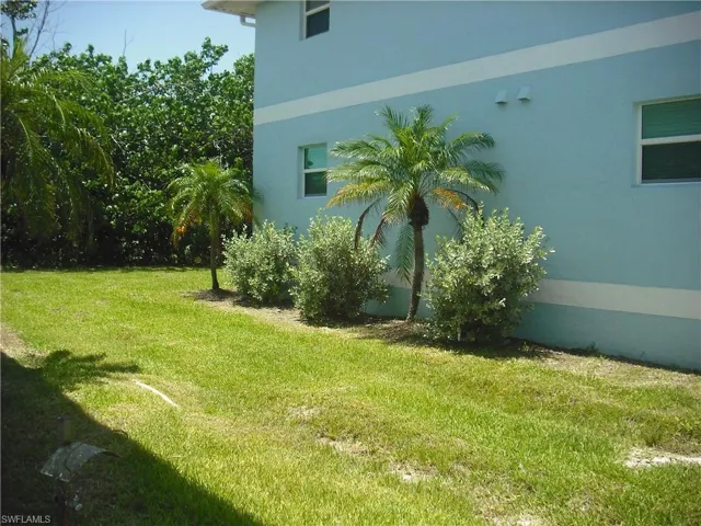 View of green lawn