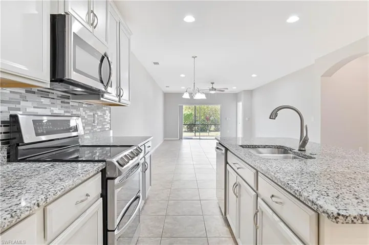 4365 Dutchess Park Rd, Fort Myers, Florida 33916