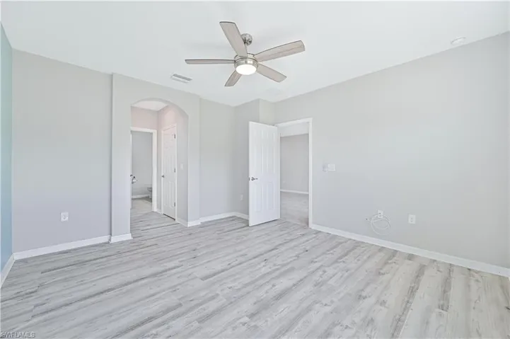4365 Dutchess Park Rd, Fort Myers, Florida 33916