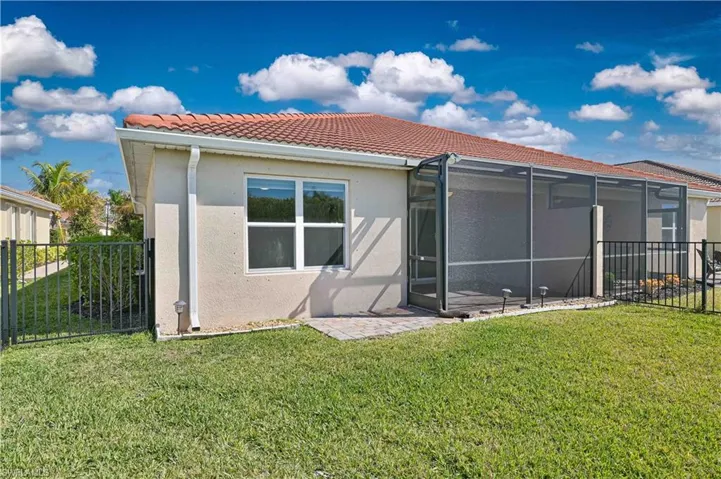4365 Dutchess Park Rd, Fort Myers, Florida 33916