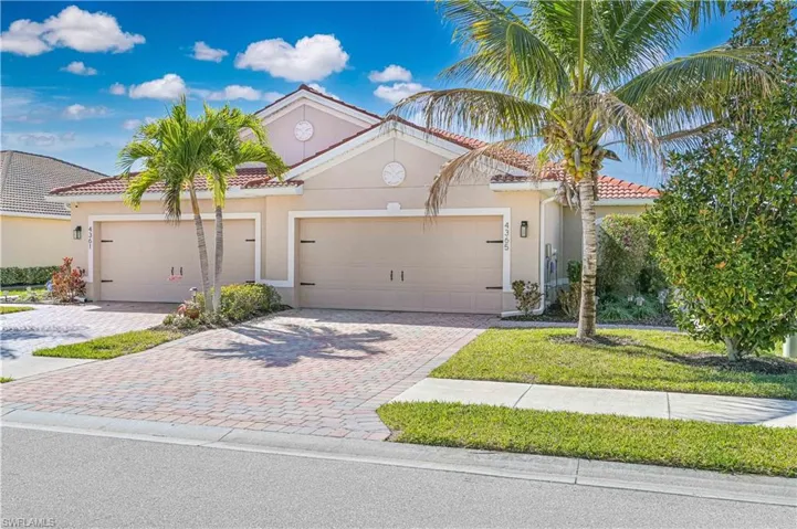 4365 Dutchess Park Rd, Fort Myers, Florida 33916