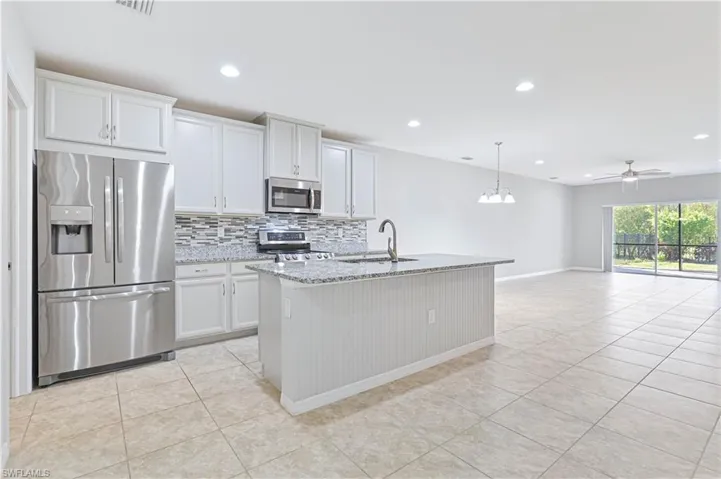 4365 Dutchess Park Rd, Fort Myers, Florida 33916