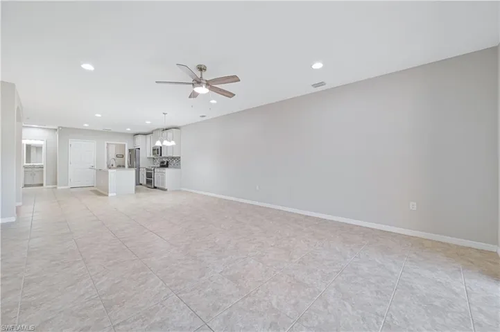 4365 Dutchess Park Rd, Fort Myers, Florida 33916