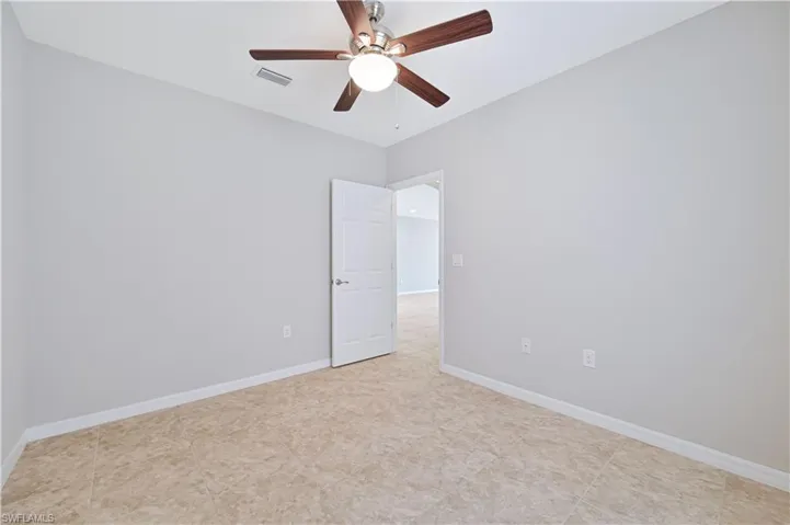 4365 Dutchess Park Rd, Fort Myers, Florida 33916