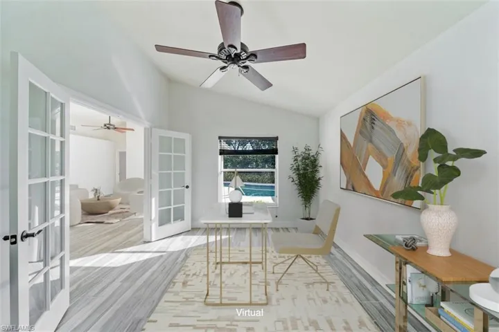 118  Fountain  CIR, Naples, FL 34119