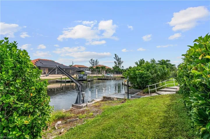 403 Se 33rd Ter, Cape Coral, Florida 33904