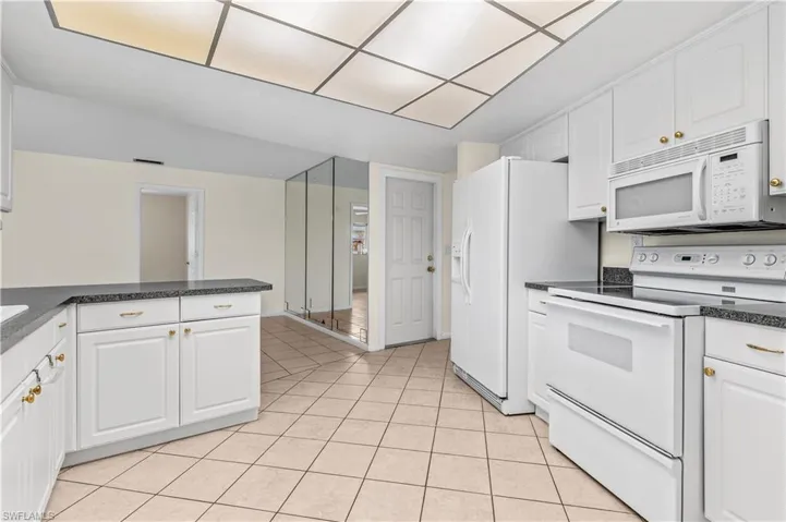 403 Se 33rd Ter, Cape Coral, Florida 33904