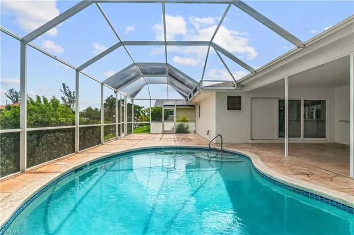 403 Se 33rd Ter, Cape Coral, Florida 33904