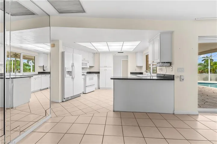 403 Se 33rd Ter, Cape Coral, Florida 33904