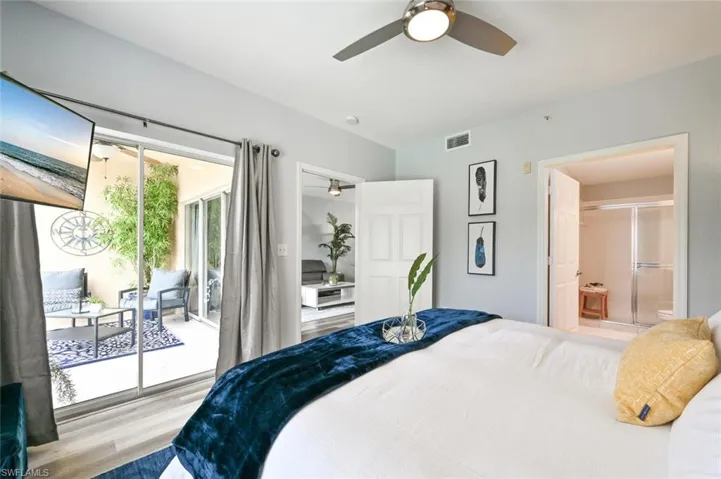 9175 Celeste Dr # 305, Naples, Florida 34113