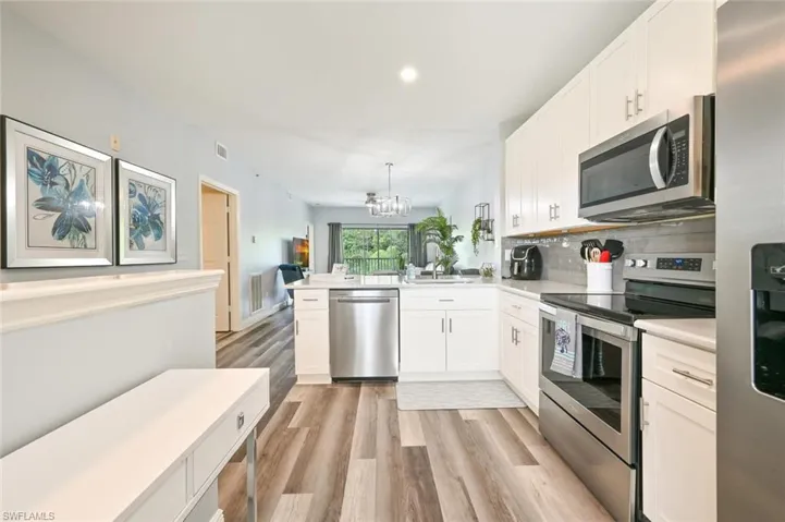 9175 Celeste Dr # 305, Naples, Florida 34113
