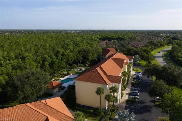 9175 Celeste Dr # 305, Naples, Florida 34113