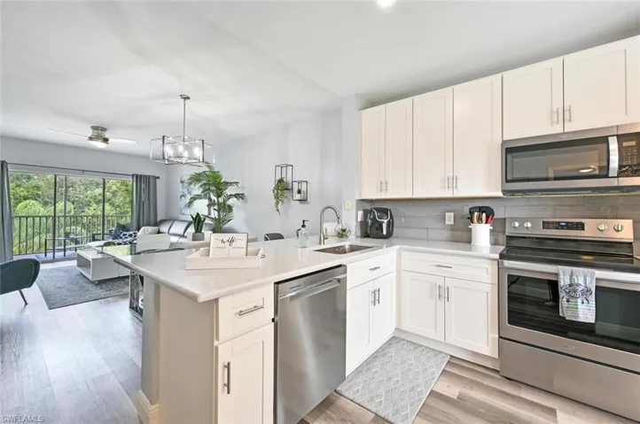 9175 Celeste Dr # 305, Naples, Florida 34113
