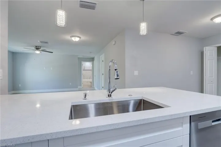 3015 40th ST W, LEHIGH ACRES FL 33971