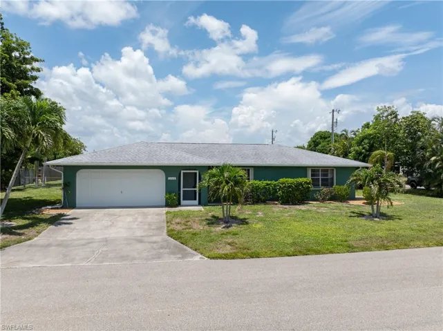 1209 Se 12th St, Cape Coral, Florida 33990