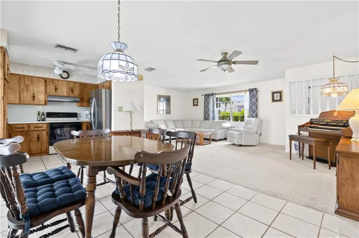 1209 Se 12th St, Cape Coral, Florida 33990