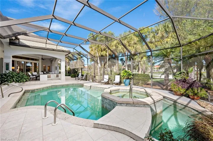 Pool with Spa