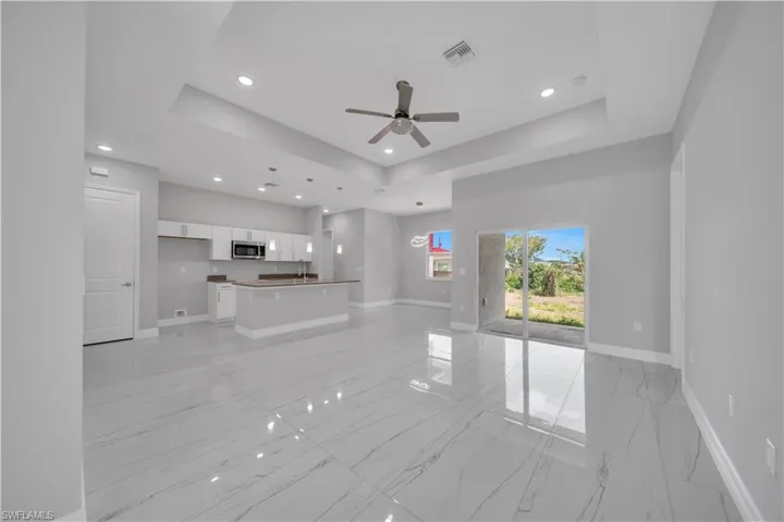 4208 28th St Sw, Lehigh Acres, Florida 33976
