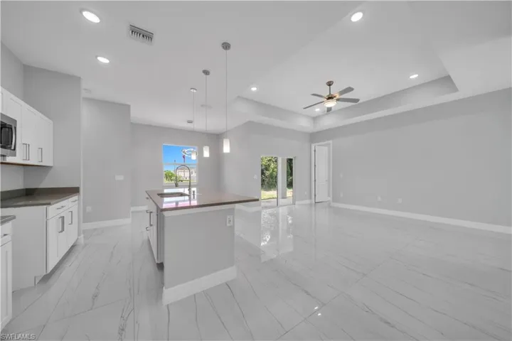 4208 28th St Sw, Lehigh Acres, Florida 33976