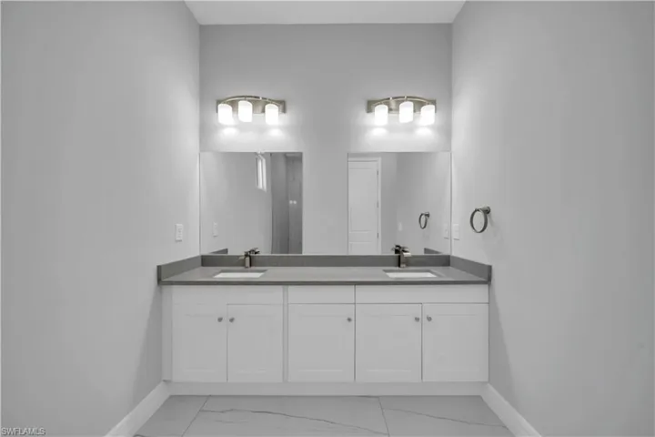4208 28th St Sw, Lehigh Acres, Florida 33976