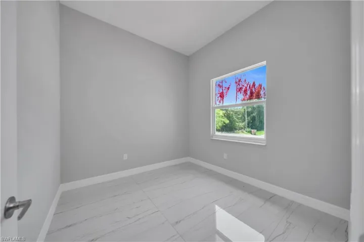 4208 28th St Sw, Lehigh Acres, Florida 33976