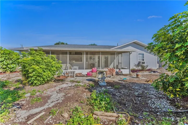 4013  10th W ST, Lehigh Acres, FL 33971