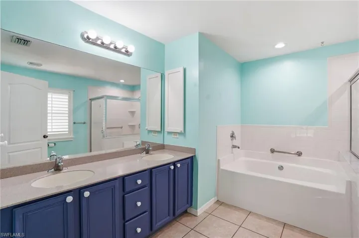 3622 NE 18th  PL, Cape Coral, FL 33909