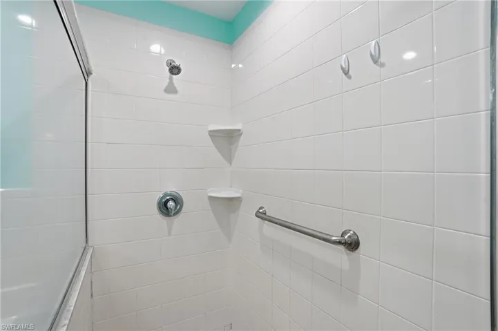 3622 NE 18th  PL, Cape Coral, FL 33909