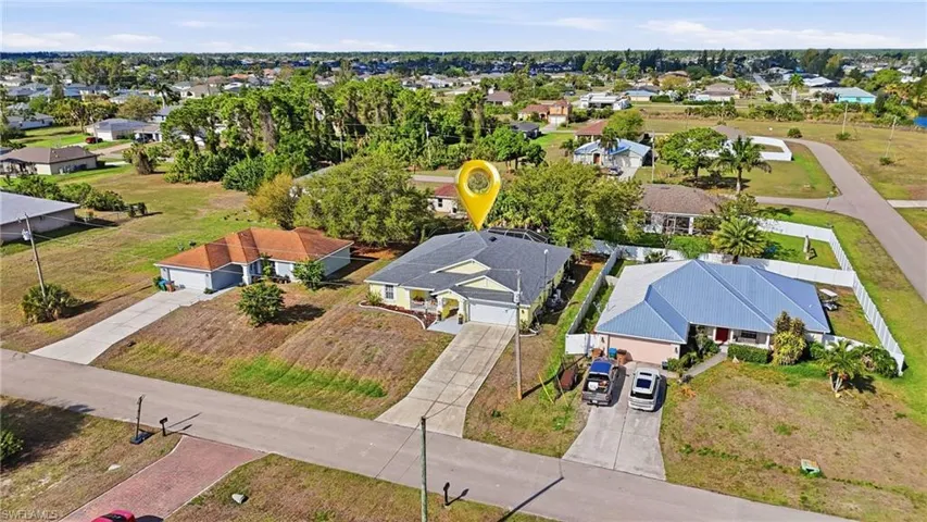 3622 NE 18th  PL, Cape Coral, FL 33909