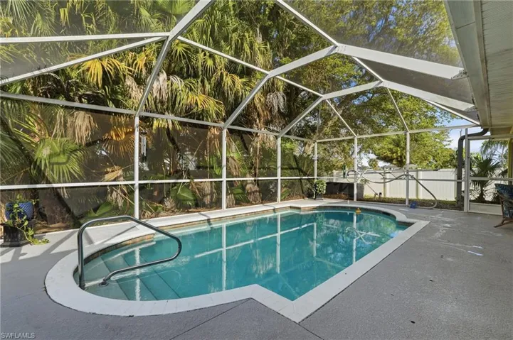 3622 NE 18th  PL, Cape Coral, FL 33909