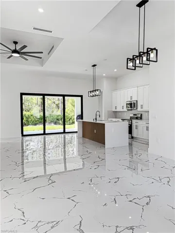 904 10th St, Lehigh Acres, Florida 33972