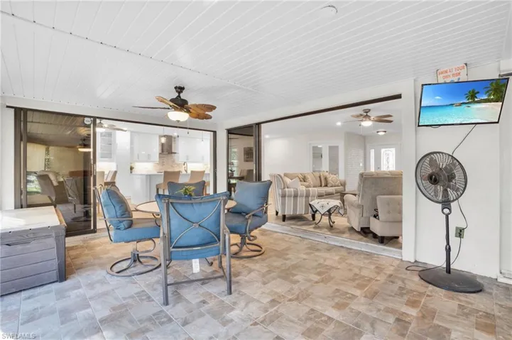 7463  Dana Lin  CIR, North Fort Myers, FL 33917
