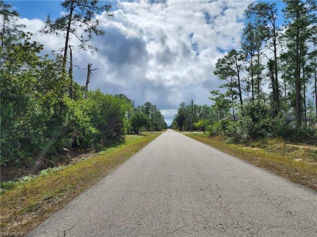 1502 North AVE, LEHIGH ACRES FL 33972