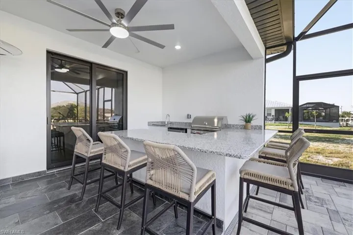 Outdoor Kitchen