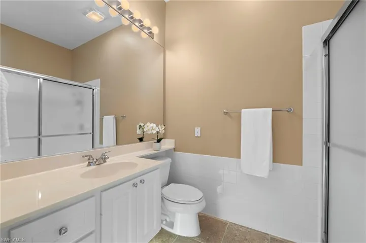 28311 Nautica Lane Bonita Springs FL 34135 - partial owner's bath