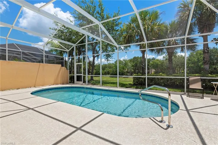 28311 Nautica Lane Bonita Springs FL 34135 - Rarely available oval pool