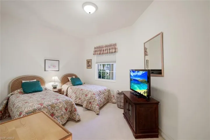 4728 Stratford Ct # 1801, Naples Fl 34105