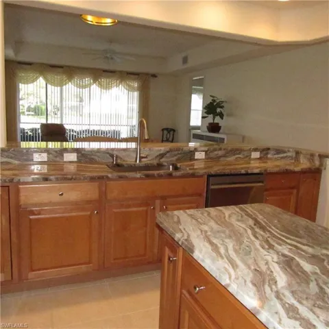 4728 Stratford Ct # 1801, Naples Fl 34105
