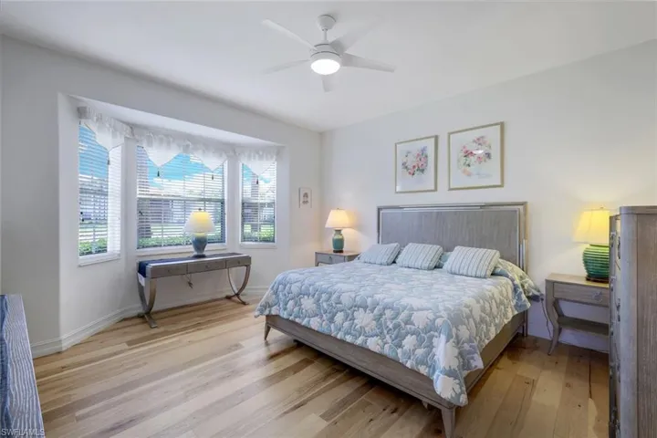 4728 Stratford Ct # 1801, Naples Fl 34105