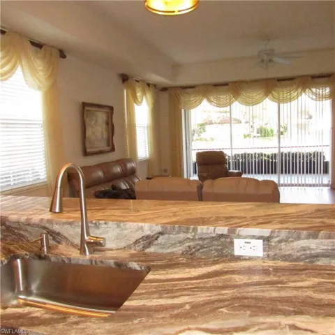 4728 Stratford Ct # 1801, Naples Fl 34105