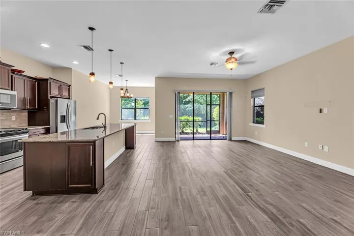 11763  Avingston  TER, Fort Myers, FL 33913