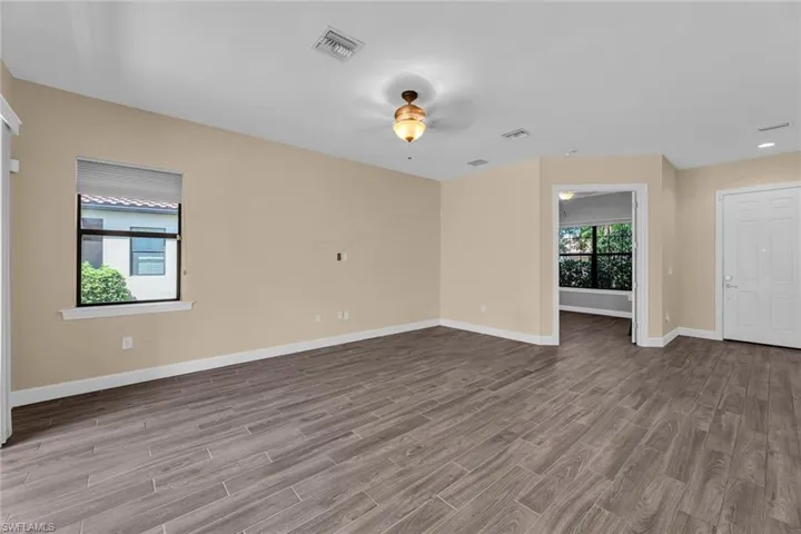 11763  Avingston  TER, Fort Myers, FL 33913