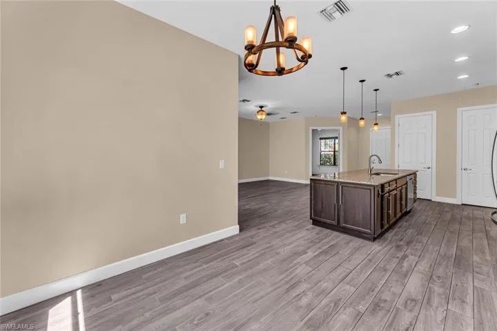 11763  Avingston  TER, Fort Myers, FL 33913