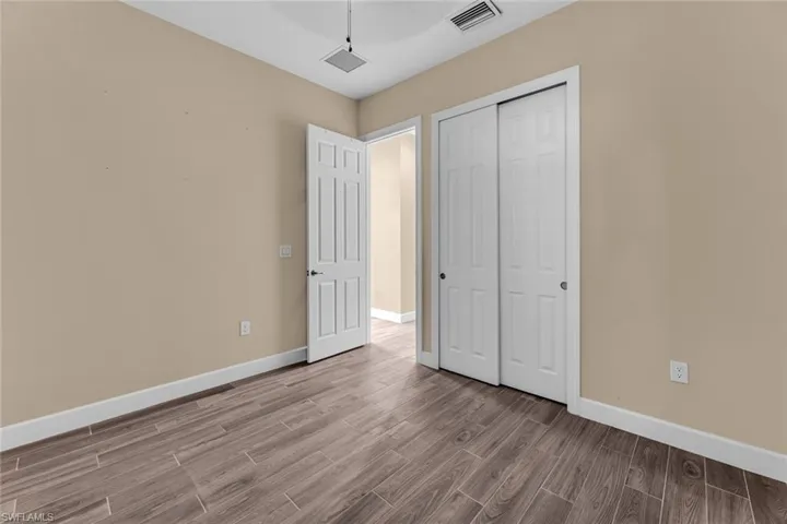 11763  Avingston  TER, Fort Myers, FL 33913