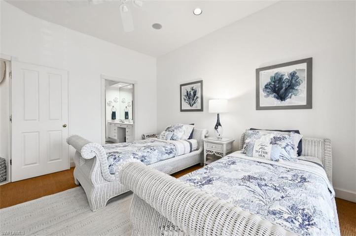 Spacious guest suite w/ private bath
