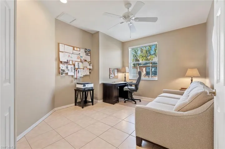 Home Office/ Den