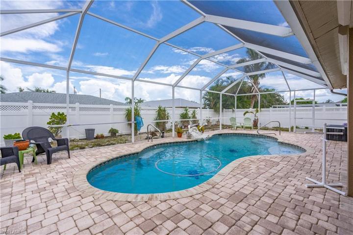 Awesome Pool Deck w Heated Pool