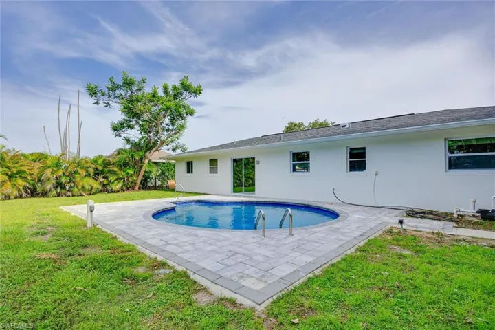 1628 N Flossmoor Rd, Fort Myers, Florida 33919